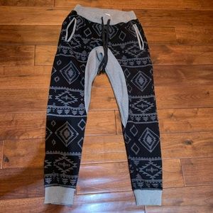 Retro Distrikt sweatpants